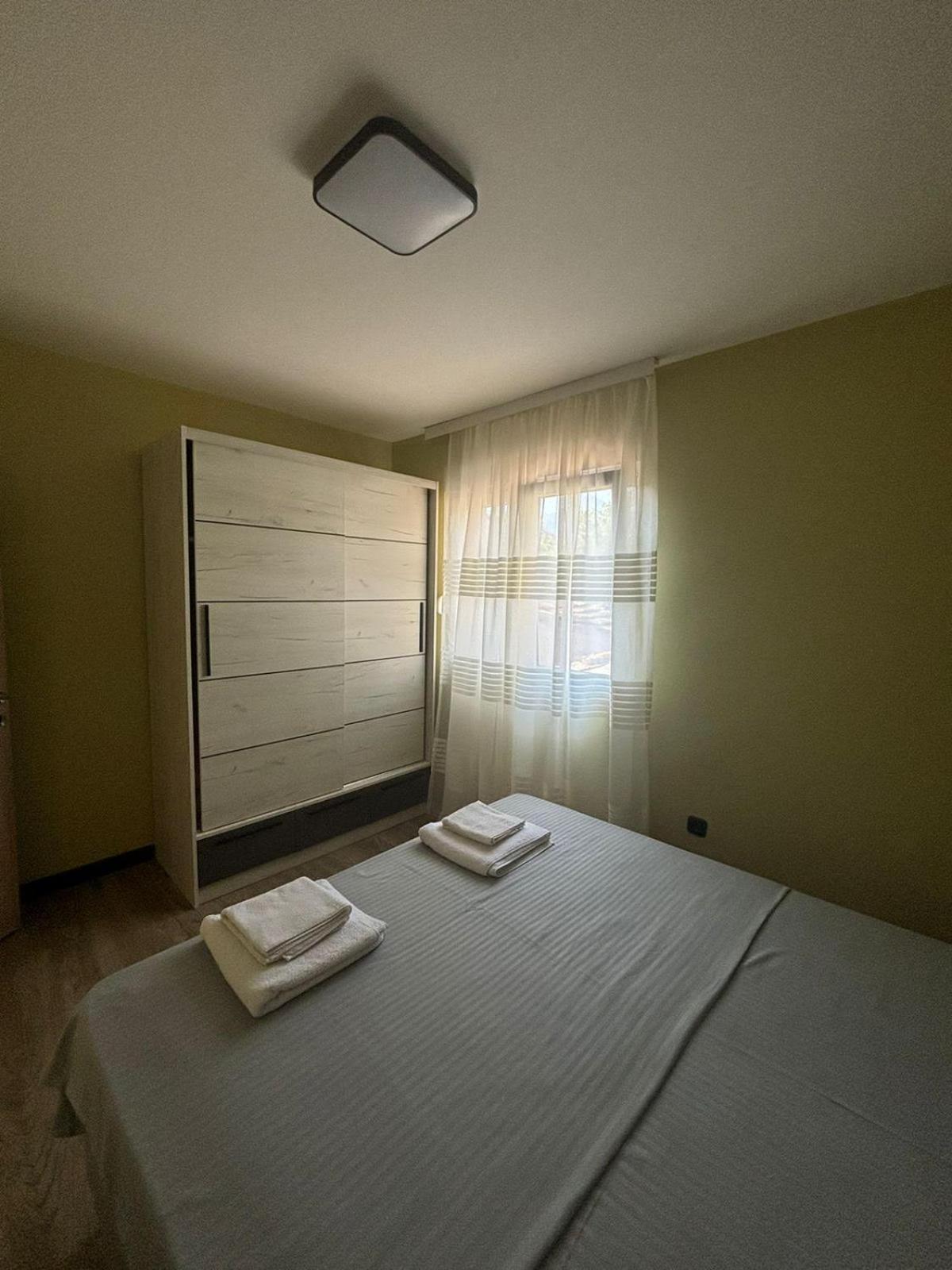 Apartments Luka Котор Екстер'єр фото