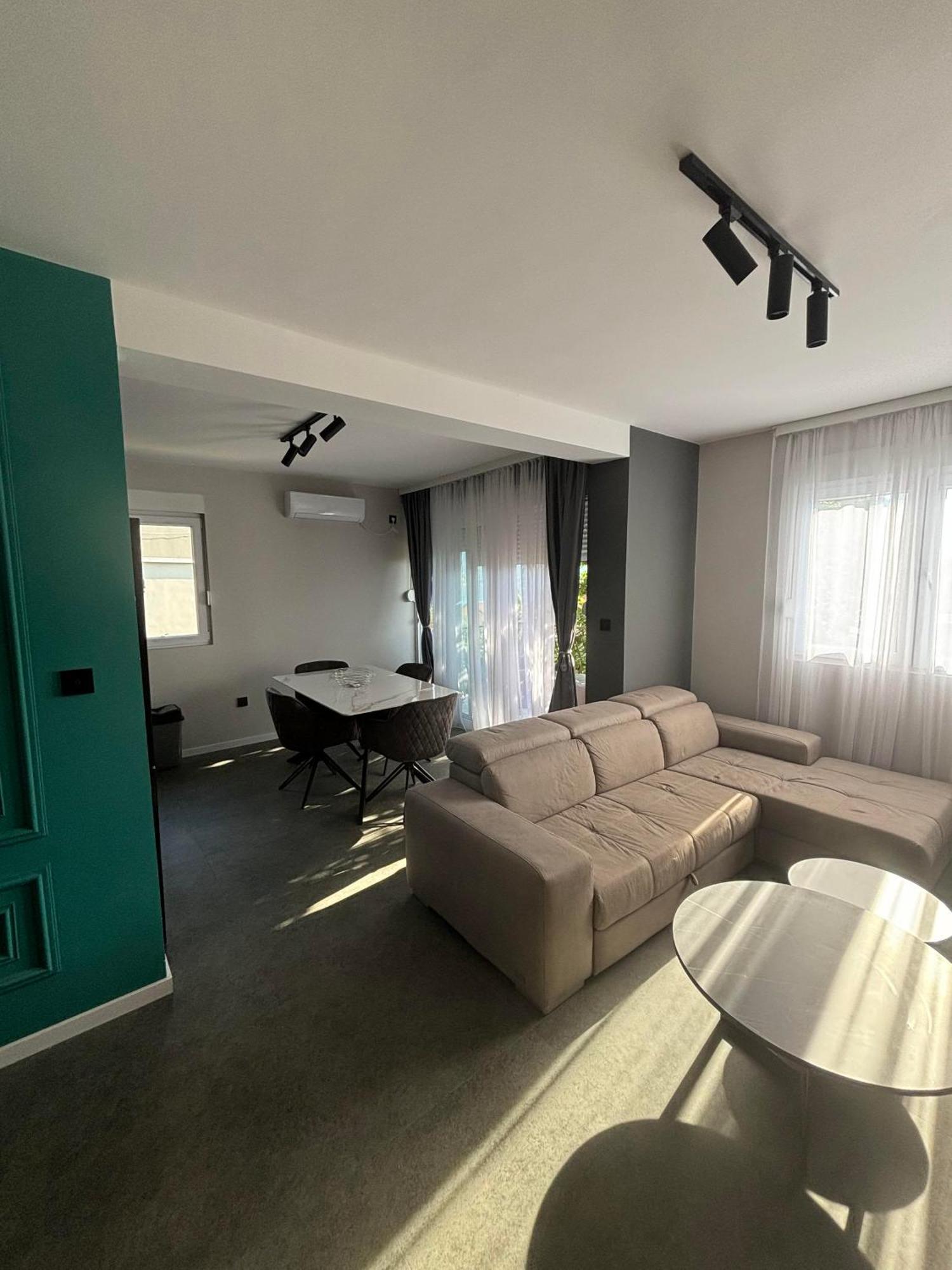Apartments Luka Котор Екстер'єр фото